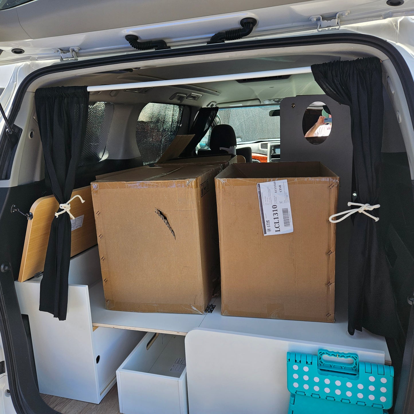 Toyota Alphard/Vellfire Camper Van