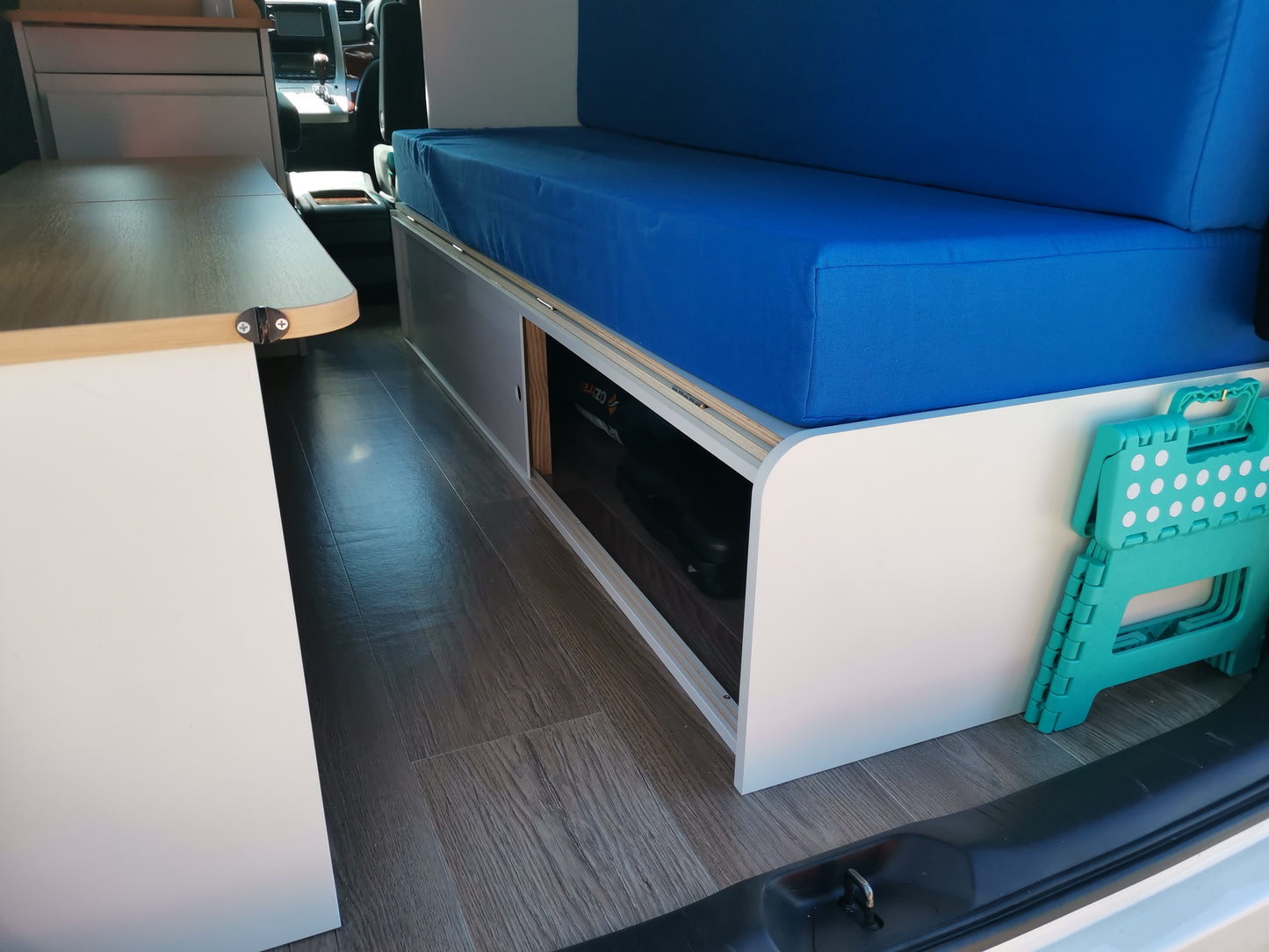 Toyota Alphard/Vellfire Camper Van