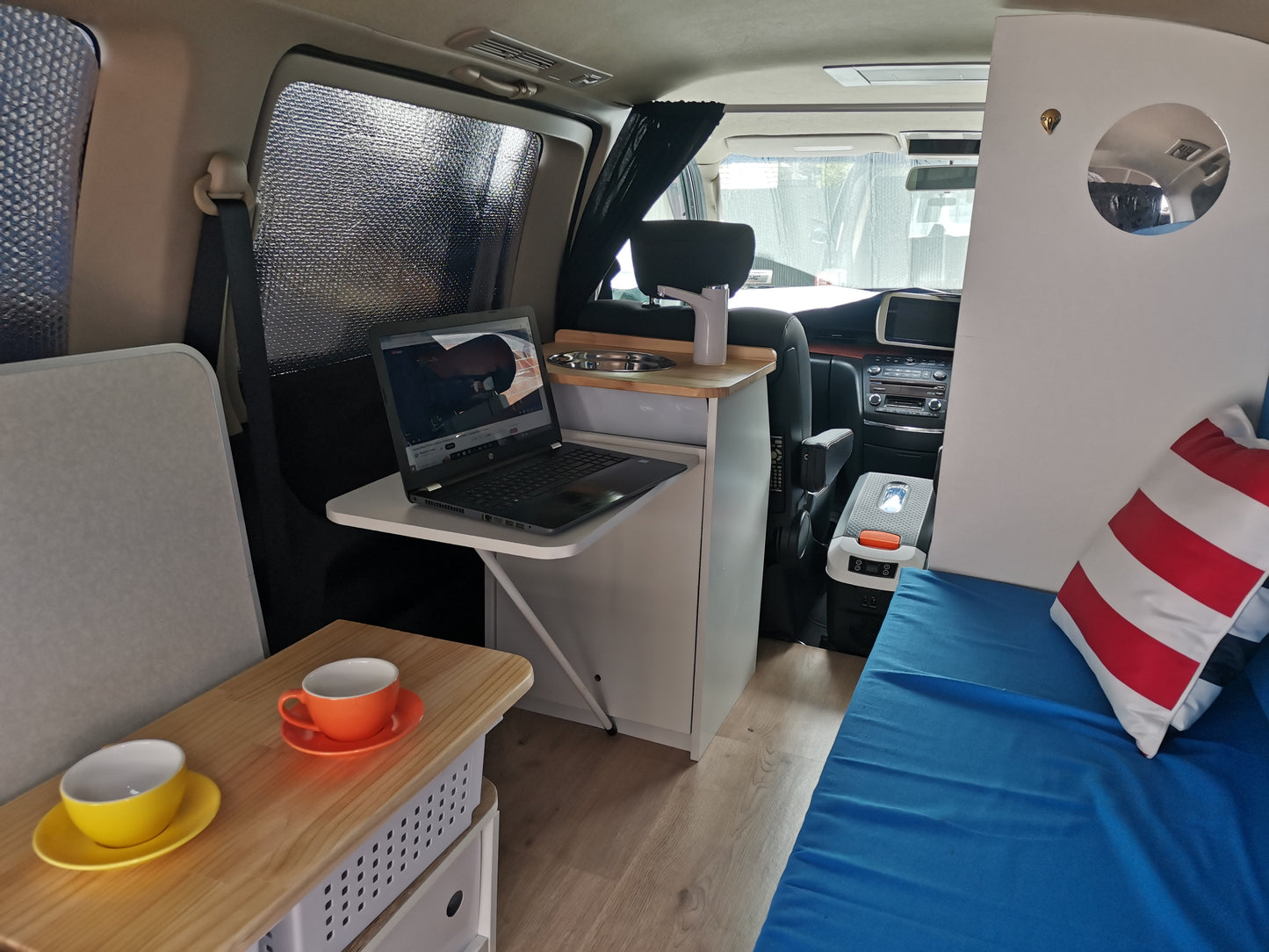 Toyota Alphard/Vellfire Camper Van