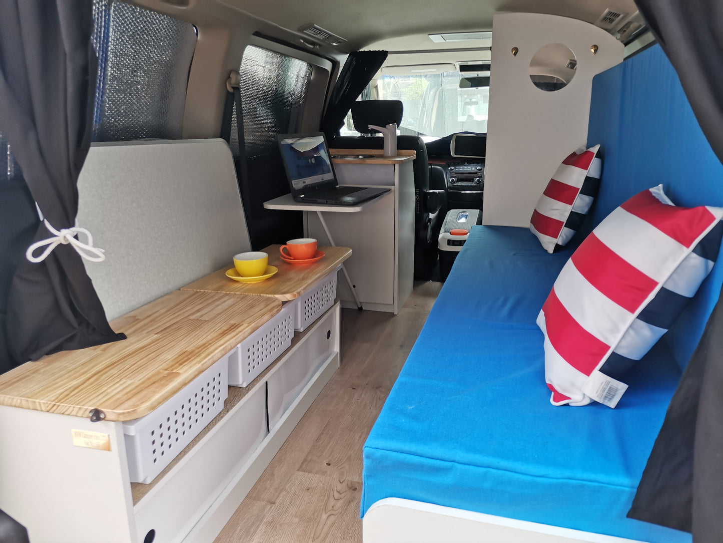 Toyota Alphard/Vellfire Camper Van