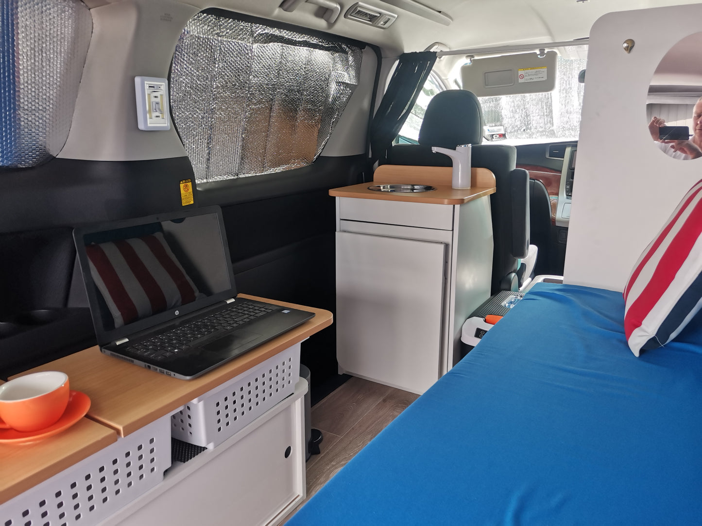 Nissan Elgrand Camper Van